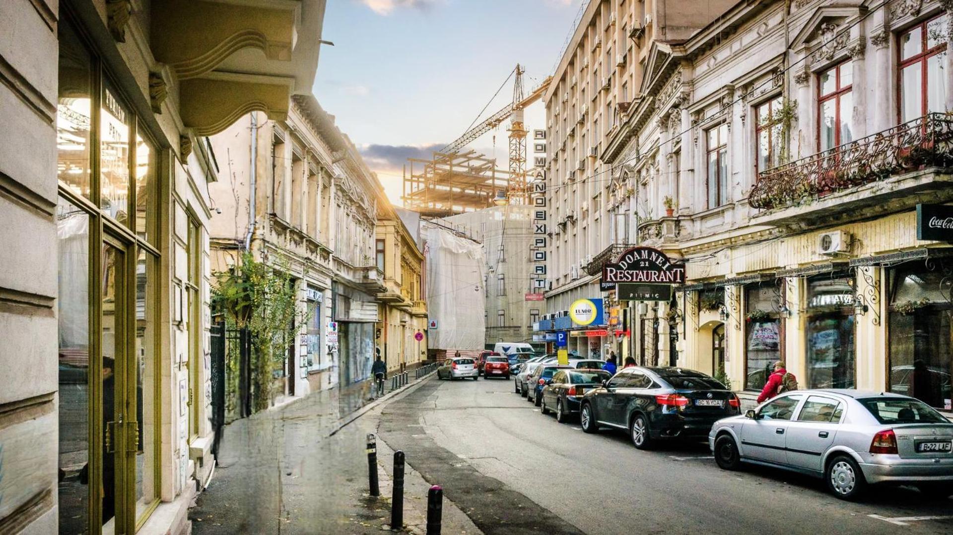 Historic Charm, Modern Comfort - Accommodation In The Heart Of The Old Town ブカレスト エクステリア 写真