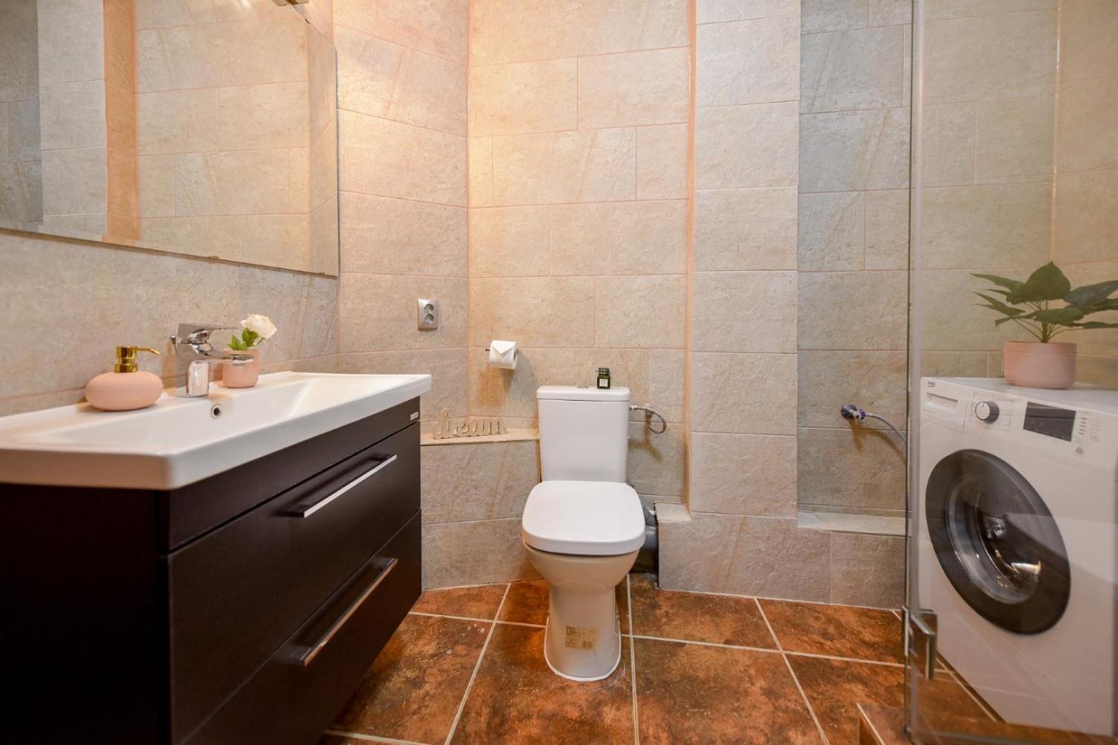 Historic Charm, Modern Comfort - Accommodation In The Heart Of The Old Town ブカレスト 部屋 写真