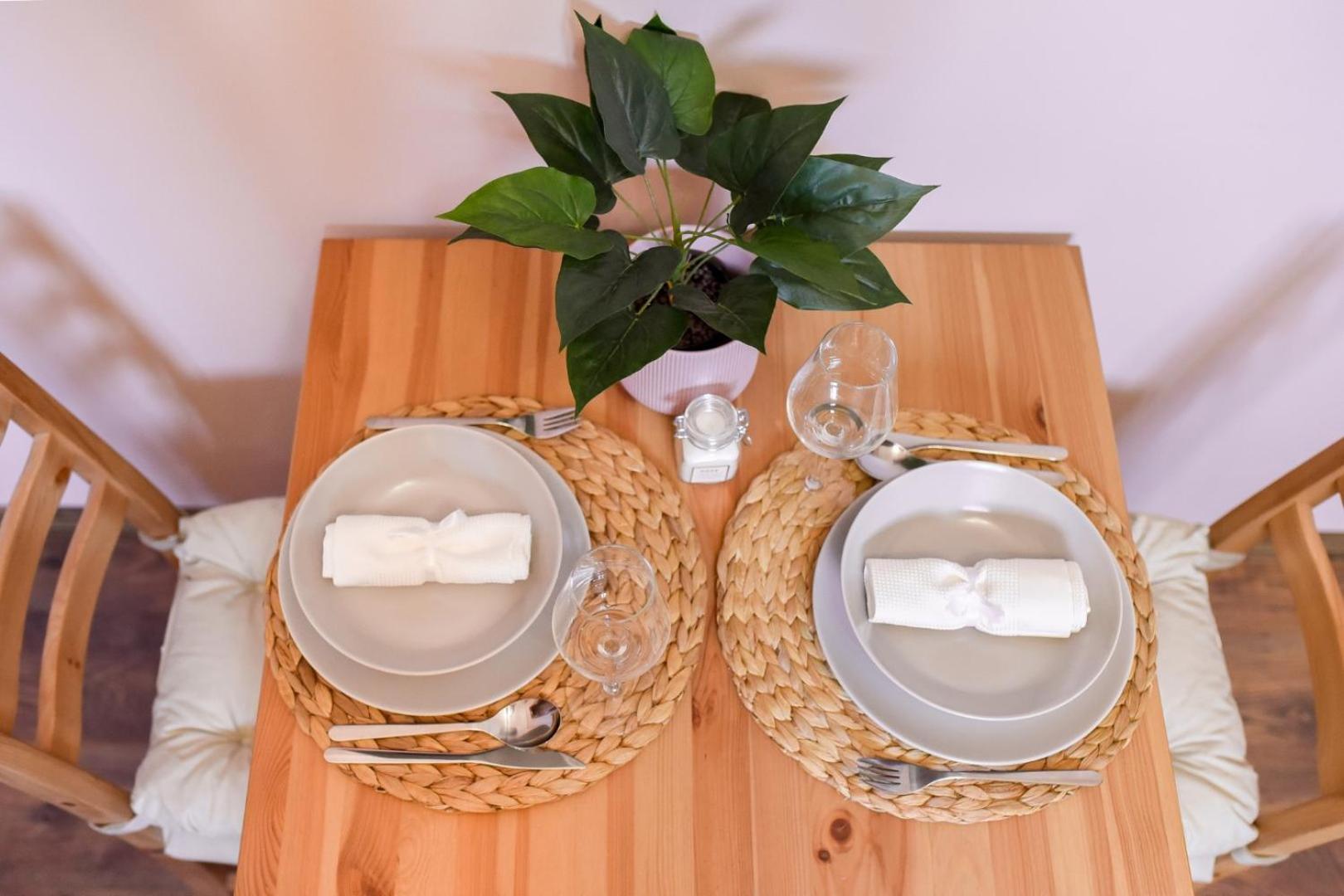 Historic Charm, Modern Comfort - Accommodation In The Heart Of The Old Town ブカレスト 部屋 写真
