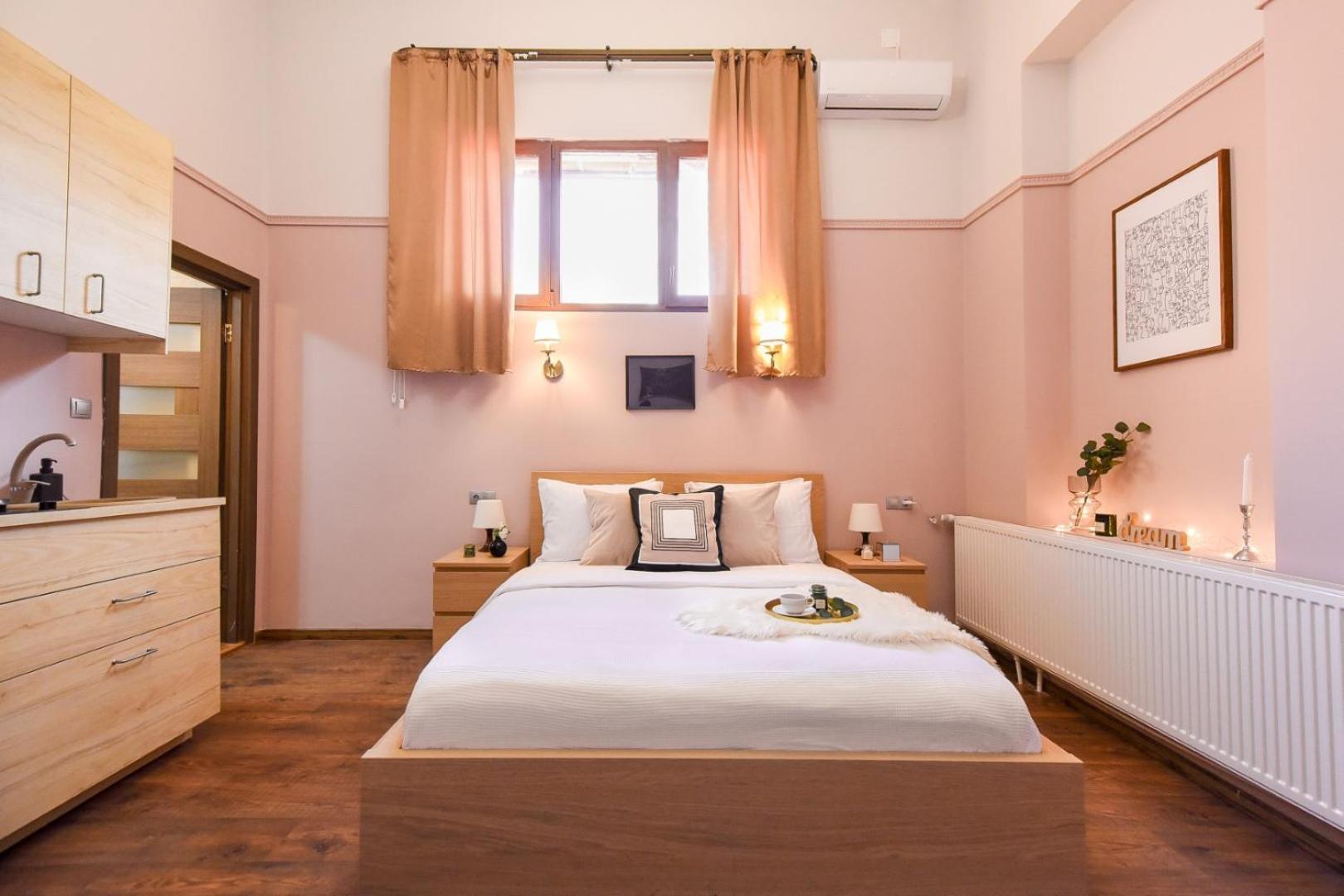 Historic Charm, Modern Comfort - Accommodation In The Heart Of The Old Town ブカレスト 部屋 写真